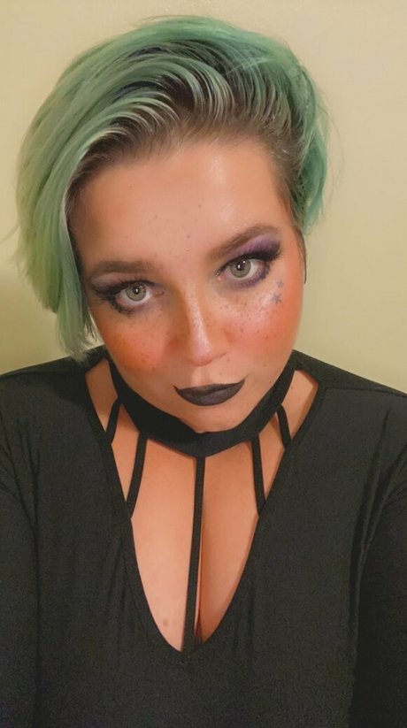 unsupervised housewife nice pornstar img