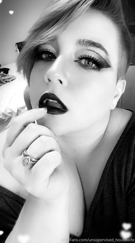 unsupervised housewife porn actress gallery