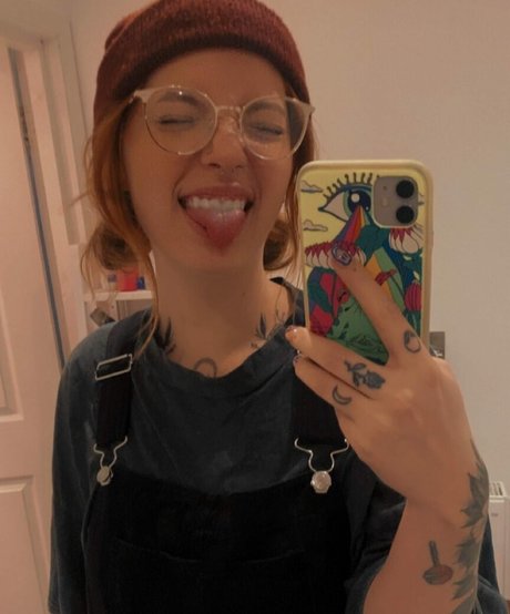 molly p a penny hd star pictures