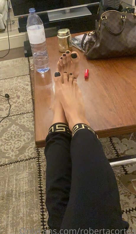 robertacortes pretty model img