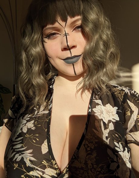 Naomiwastaken model hot galleries