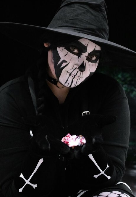 CloverCosplays model art photo