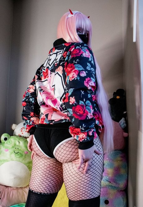 CloverCosplays star exclusive picture