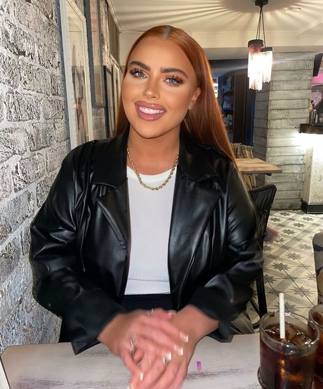 bondage slut onlyfans hot pics