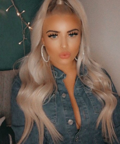 18 free onlyfans hot porn photos