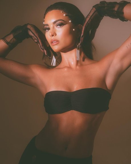 Kyra Santoro erotic actress archive