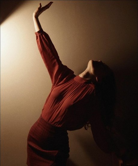 radmilasad nice actress pics