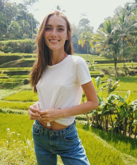 radmilasad star hd pic