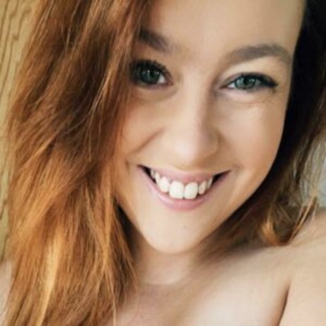 Darthchivette model exclusive galleries