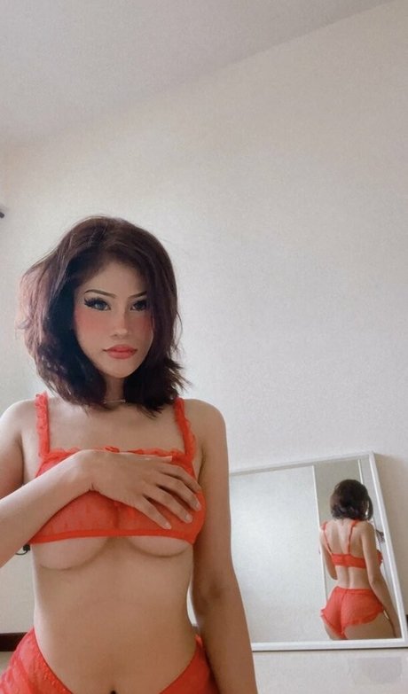 Canigetalaserwhip pornstar naked img