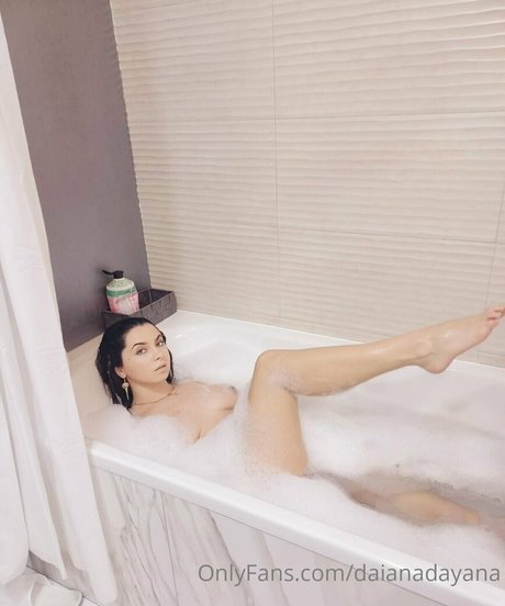 daianadayana model pretty pic