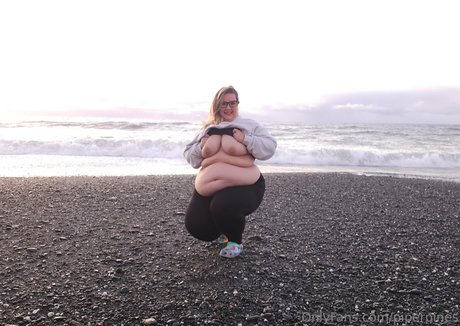 piperpines naked pornstar picture