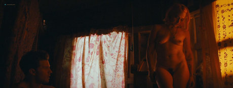 Jemima Kirke star nude photo