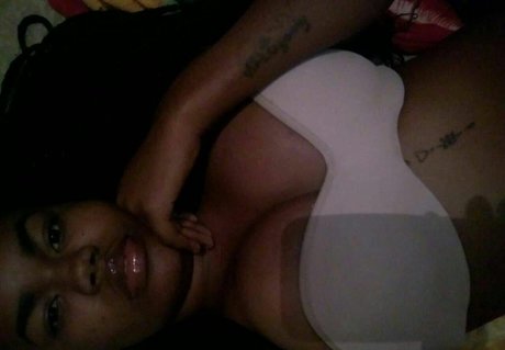 Esther Marinho model perfect img