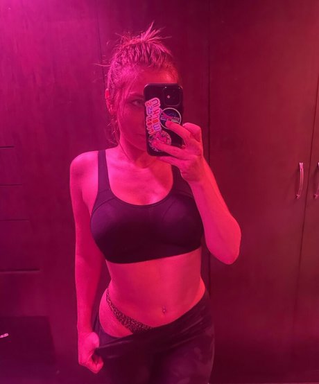 loveachloe pornstar nude galleries