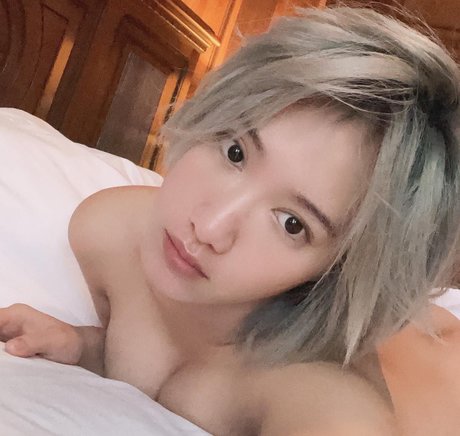 Lola Zeita star naked pic