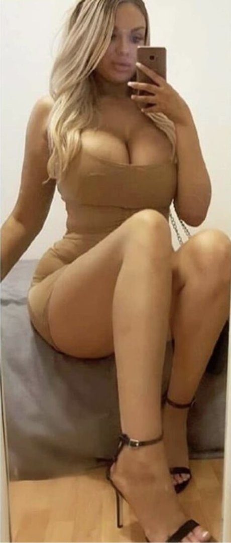 Candice Louise Stroud model erotic img