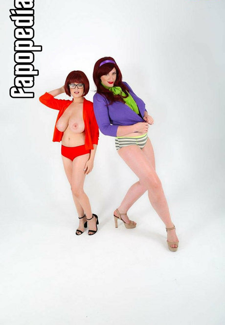 swimming pool onlyfans pornos picture