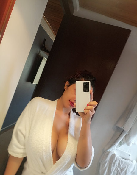 Officefacil adult star pic