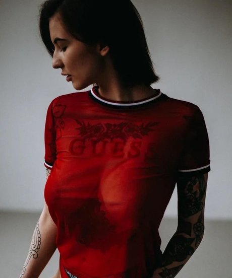 alyyyfabulous Quick model image