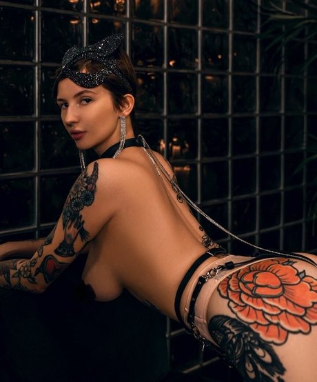 alyyyfabulous erotic pornstar gallery