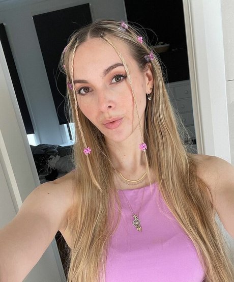 Fasffy Mega Dump pornstar top pic