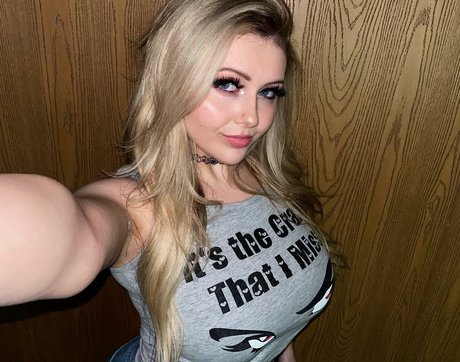 Larkan Danielle perfect model photo