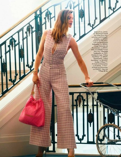 Toni Garrn perfect pornstar pic