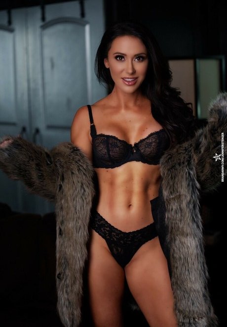 Jennifer Sterger pornstar nude image