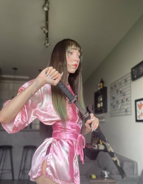 melyasminn exclusive model galleries