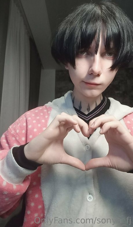 sonya fj nude model archive