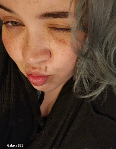 kittchaotik high quality pornstar img