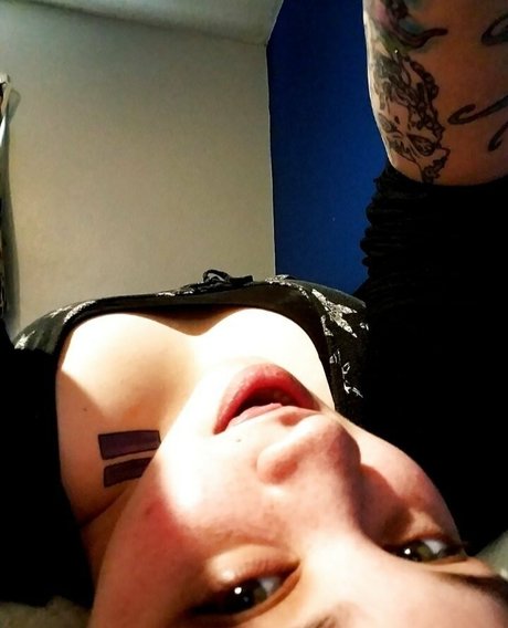 gym shorts onlyfans hot naked pic