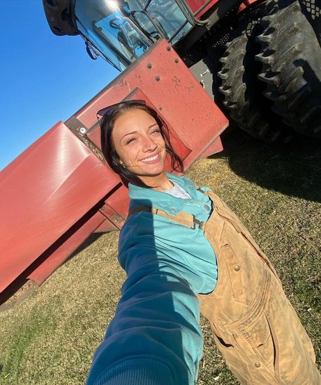 thefarmergrayce pornstar naked archive