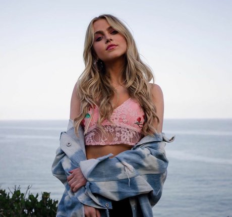 Anne Winters model hd galleries