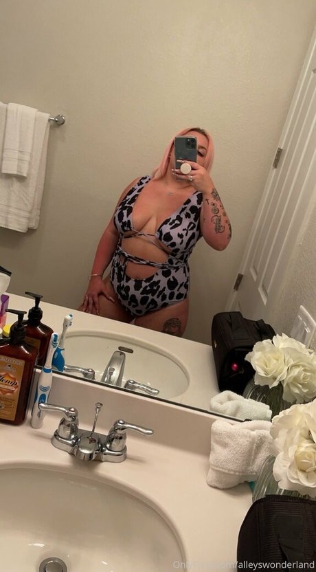 alleyswonderland star hd pics