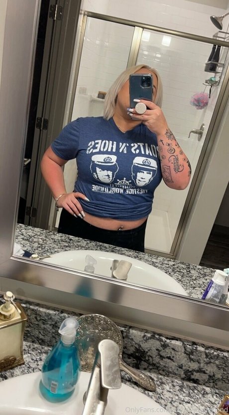 alleyswonderland model pornographic image