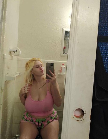 Jada Madison James pretty model img