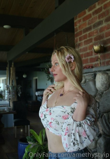 amethystvip model pretty picture