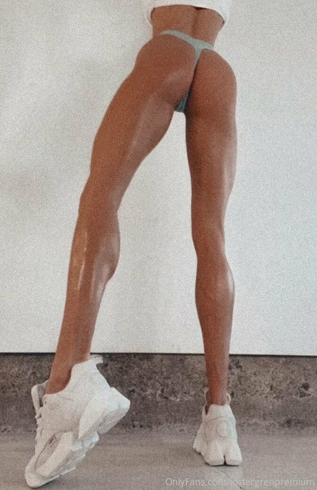 Ia Ostergren model art pictures