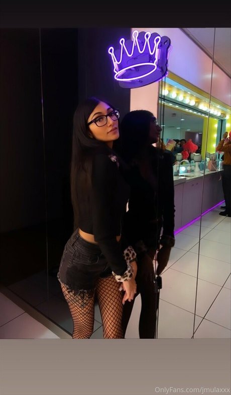 saggy milf onlyfans sexy nude pictures