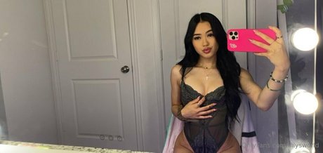 hairy asian onlyfans naked galleries