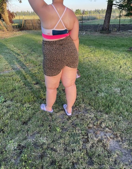 judy with the booty Quick model image