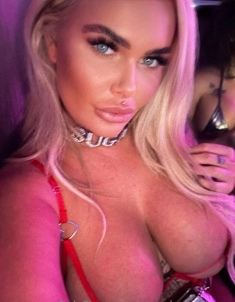 Porscheplatinum erotic actress photo