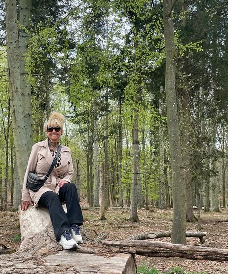 Winnie Nielsen hd model picture