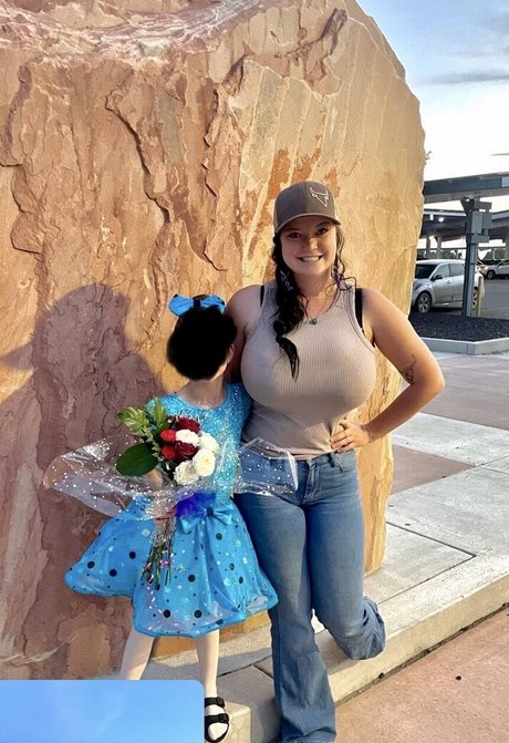 Marilee Golden sex pornstar photos