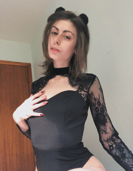 jezebellefree adult star picture