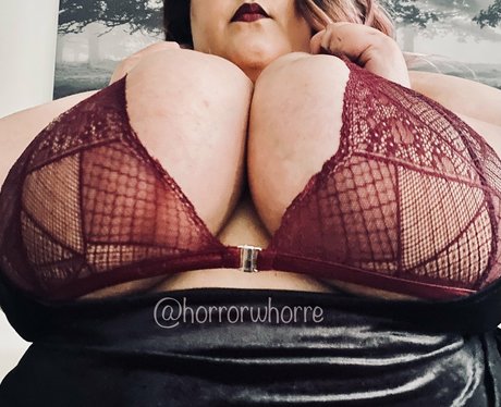 horrorwhorre star art picture