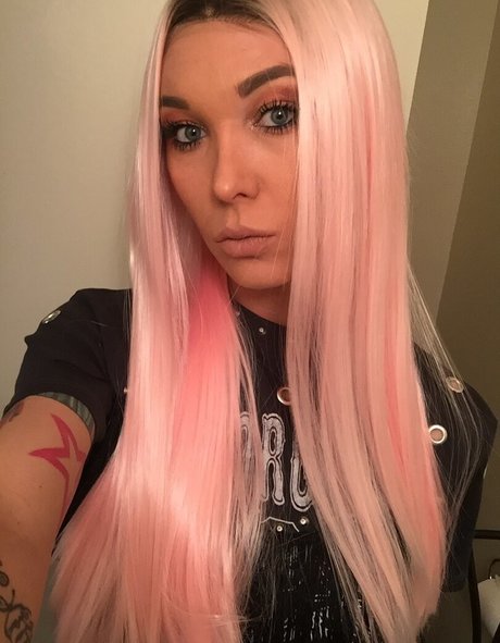 aubreykate model top pictures