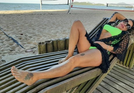 Galega Bruta model hot img